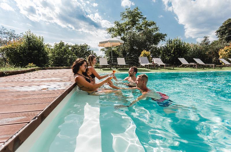 Апарт готель Il Borgo Di Terrensano Сієна Екстер'єр фото